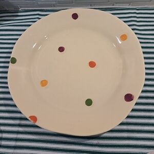 Retired Vietri Pallini Pattern Dinner Plate Off White/Tan 11 inch